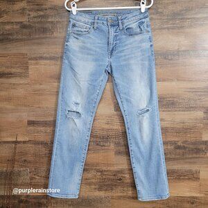 American Eagle Jeans 29x30 measures 29x29 Slim Straight Extreme Flex Light Wash